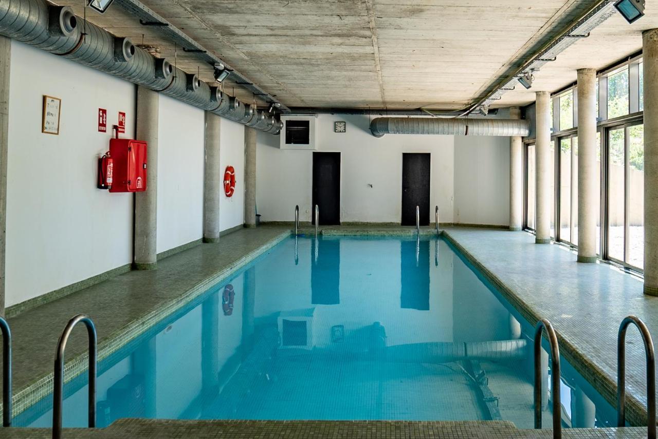 Duplex Loft With Indoor Swimming Pool & Spa 앨코벤다스 외부 사진